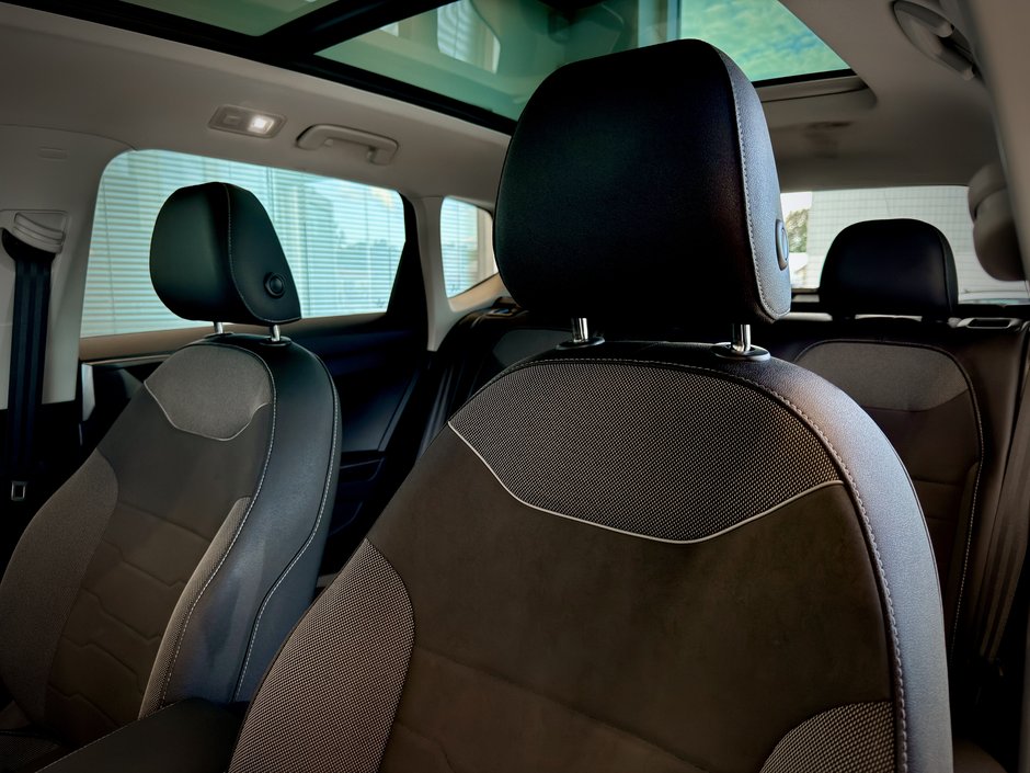 Volkswagen Taos Comfortline Black Edition 2026-22