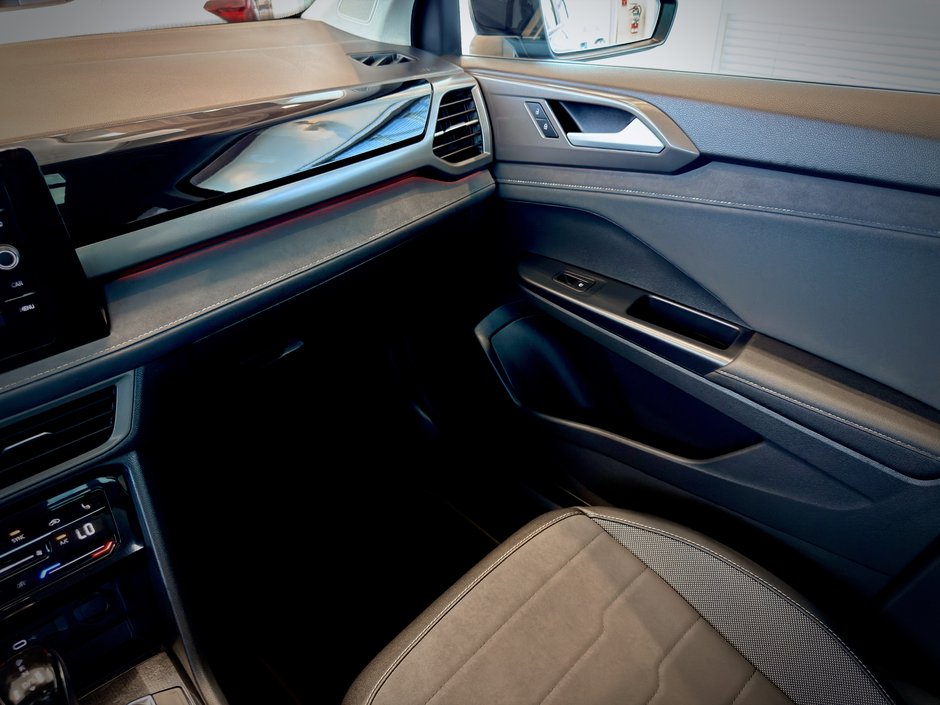 Volkswagen Taos Comfortline Black Edition 2026-18