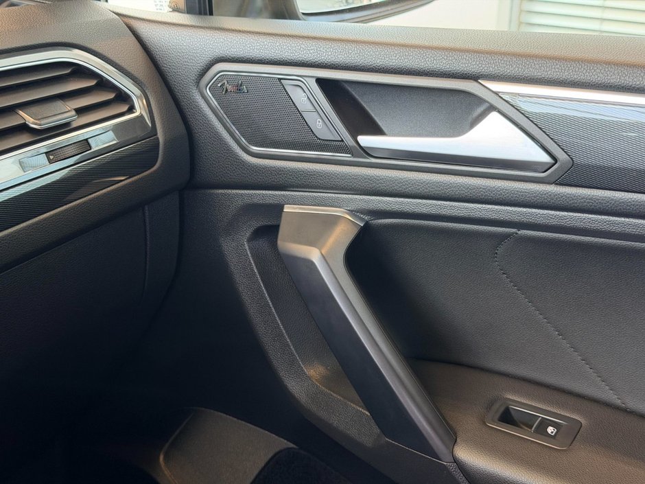 2021 Volkswagen Tiguan Highline-8