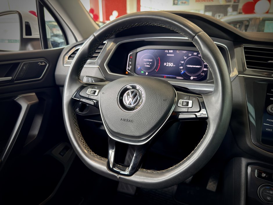 Volkswagen Tiguan Highline 2021-18