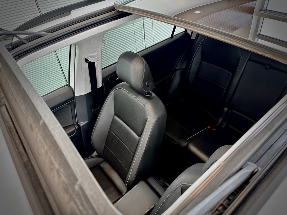 Volkswagen Tiguan Comfortline 2021-14