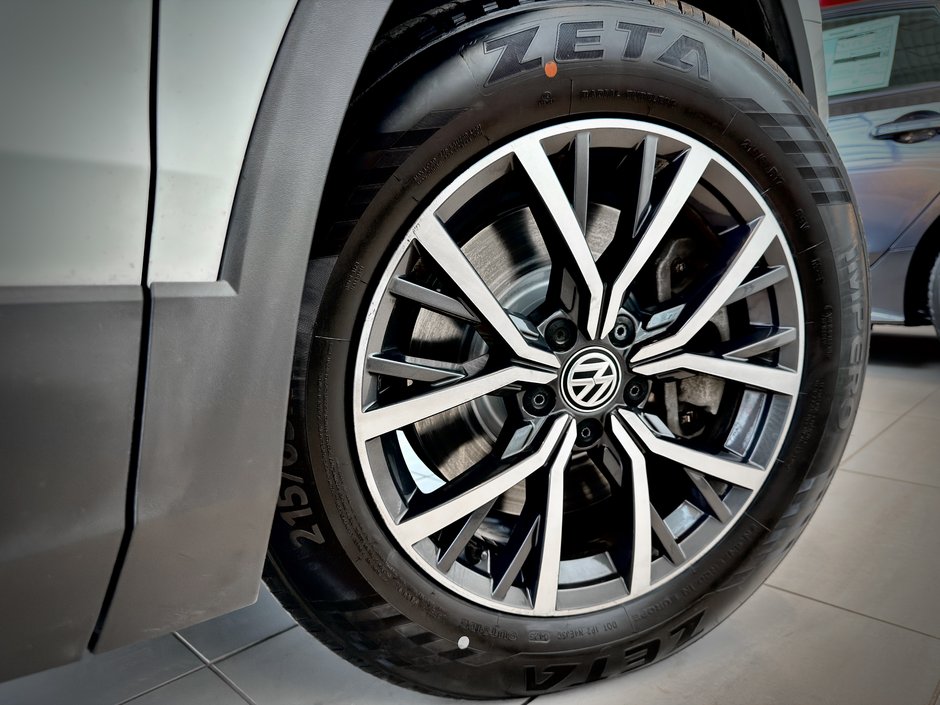 Volkswagen Tiguan Comfortline 2021-13