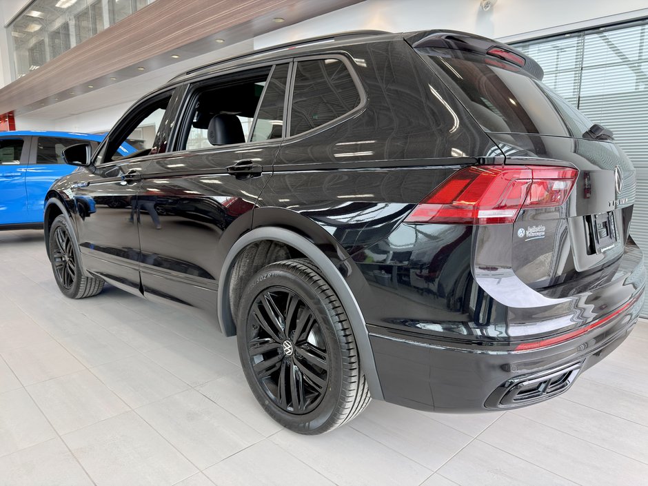 Volkswagen Tiguan Comfortline R-Line Black Edition 2022-8