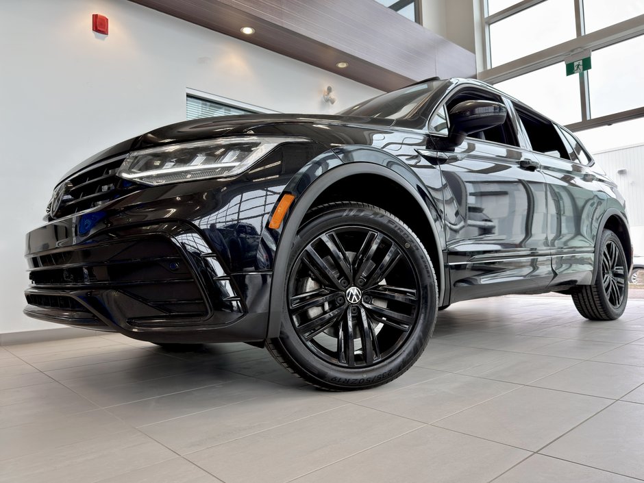 Volkswagen Tiguan Comfortline R-Line Black Edition 2022-1