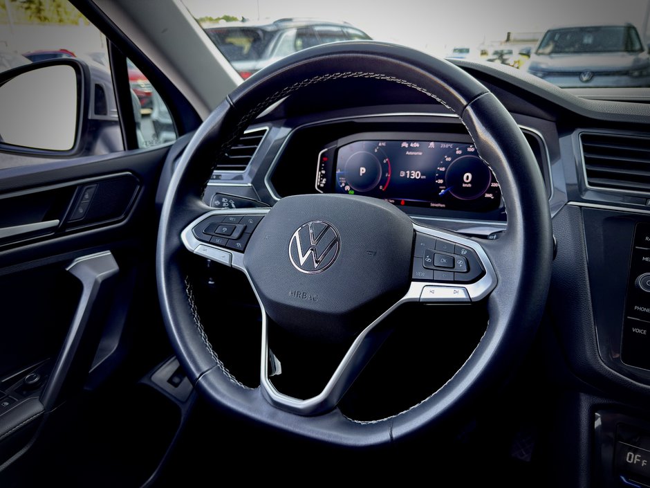 Volkswagen Tiguan Comfortline 7 PASSAGERS 2023-17