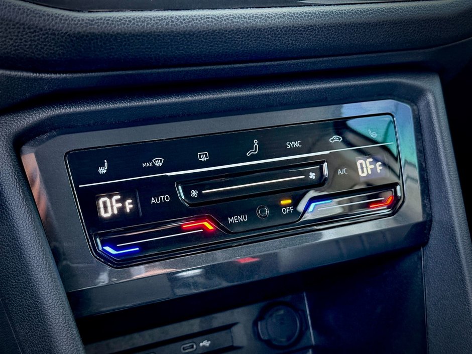 Volkswagen Tiguan Comfortline 7 PASSAGERS 2023-23