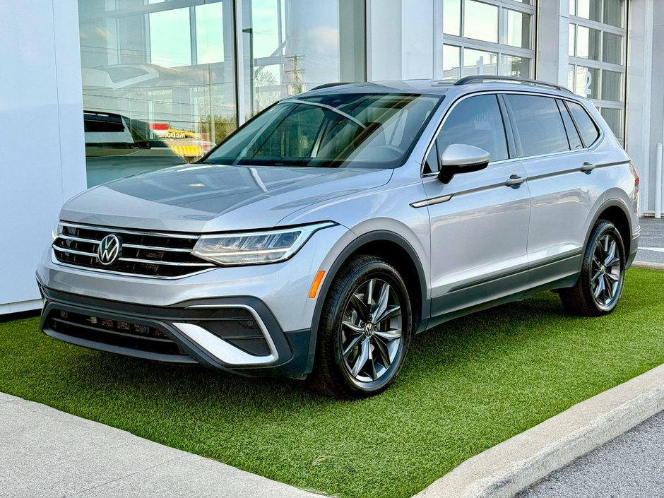 Volkswagen Tiguan Comfortline 7 PASSAGERS 2023-1