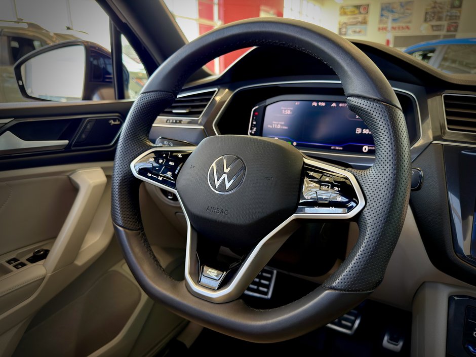 Volkswagen Tiguan Highline R-Line 2024-28