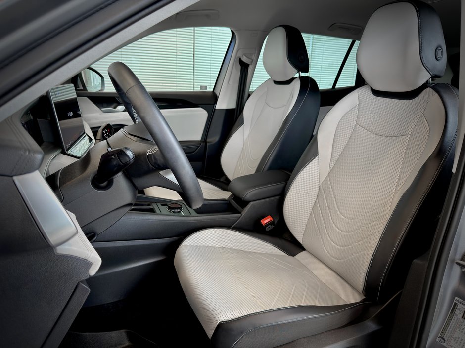 Volkswagen Tiguan Comfortline 2025-16