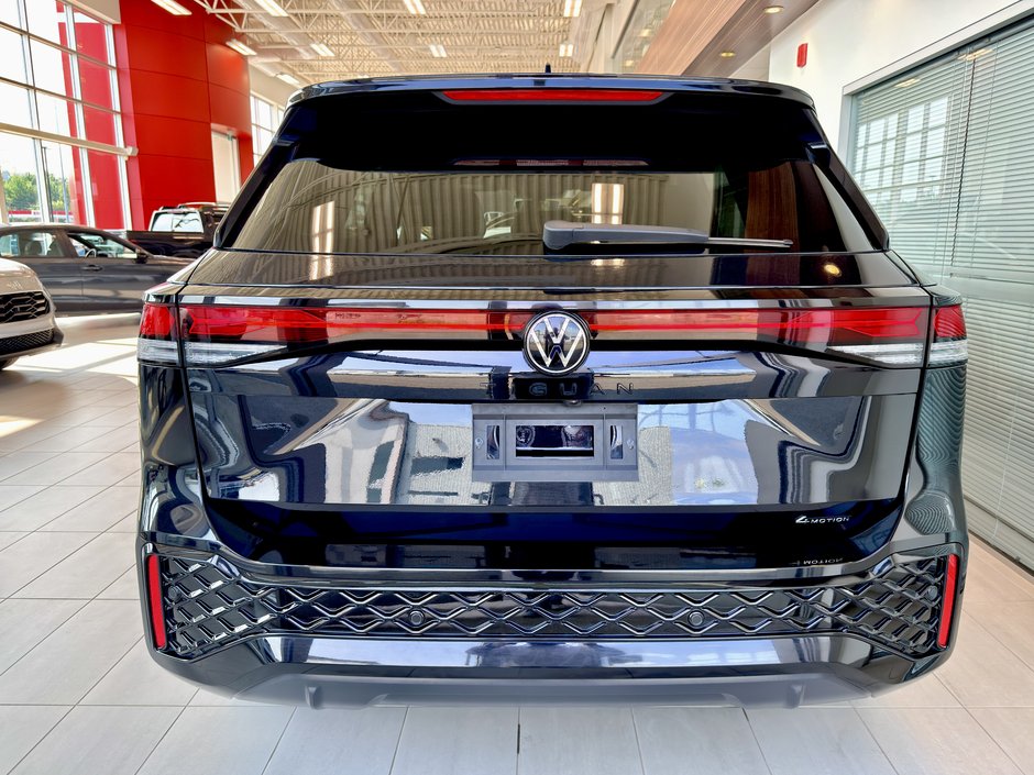 Volkswagen Tiguan Comfortline R-Line Black Edition 2026-10