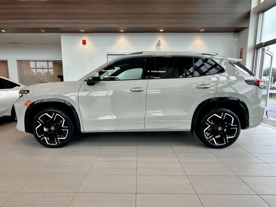 2026 Volkswagen Tiguan Highline Turbo R-Line-7