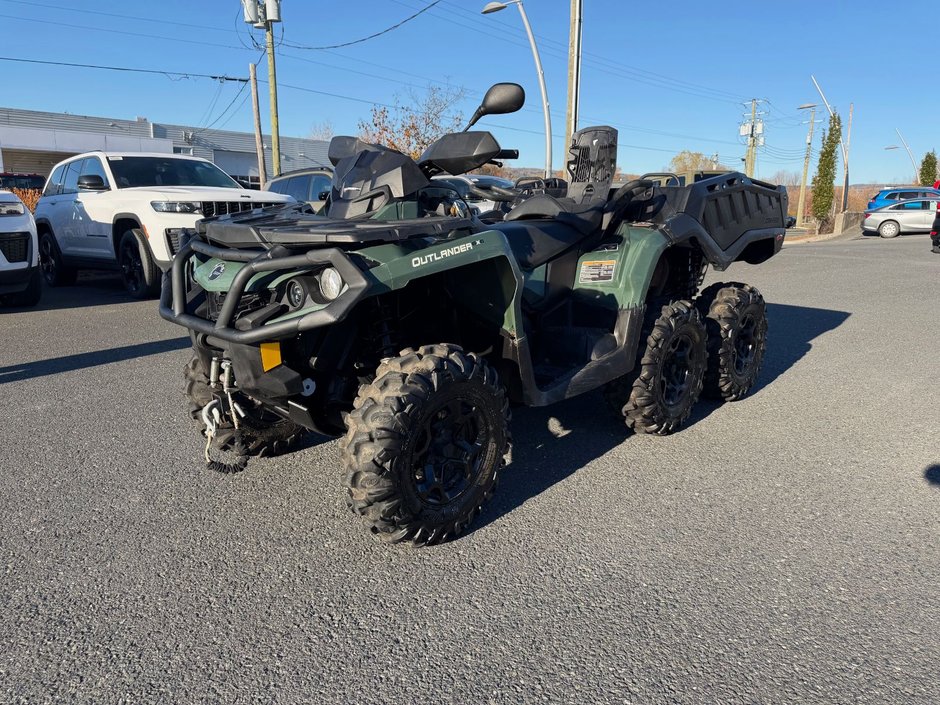 2022 Can-Am OUTLANDER MAX 650 6X6 in Saint-Georges, Quebec