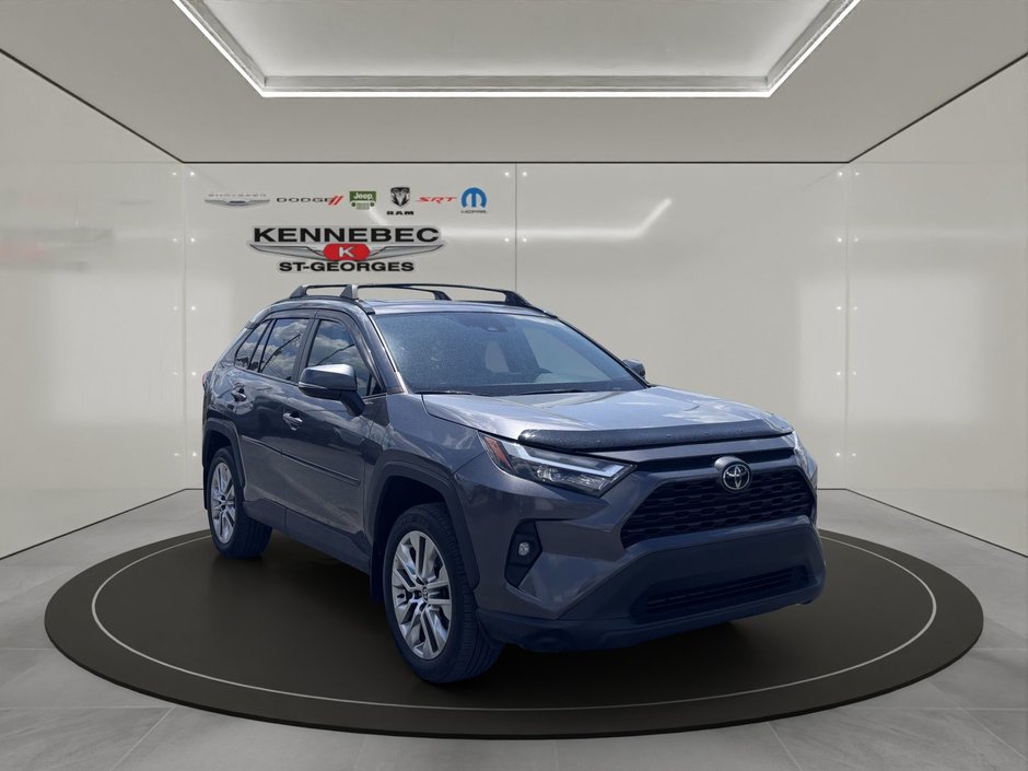 2024 Toyota RAV4 XLE PREMIUM in Saint-Georges, Quebec