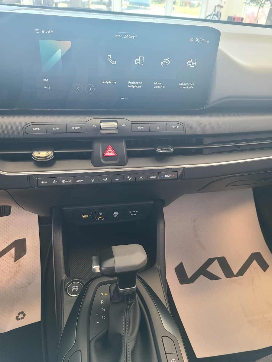 Kia K4 LX 2025
