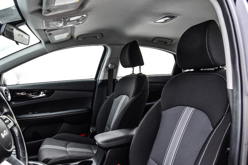 2022 Kia Forte Sedan EX IVT