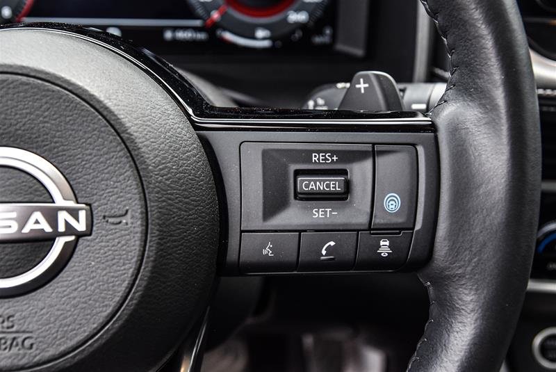 2022 Nissan Rogue Platinum CVT (2)