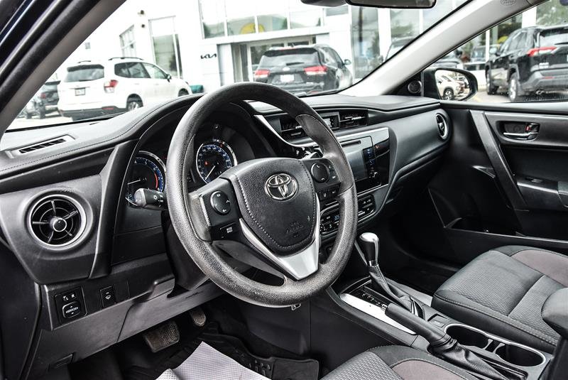 2018 Toyota Corolla 4-door Sedan LE CVTi-S