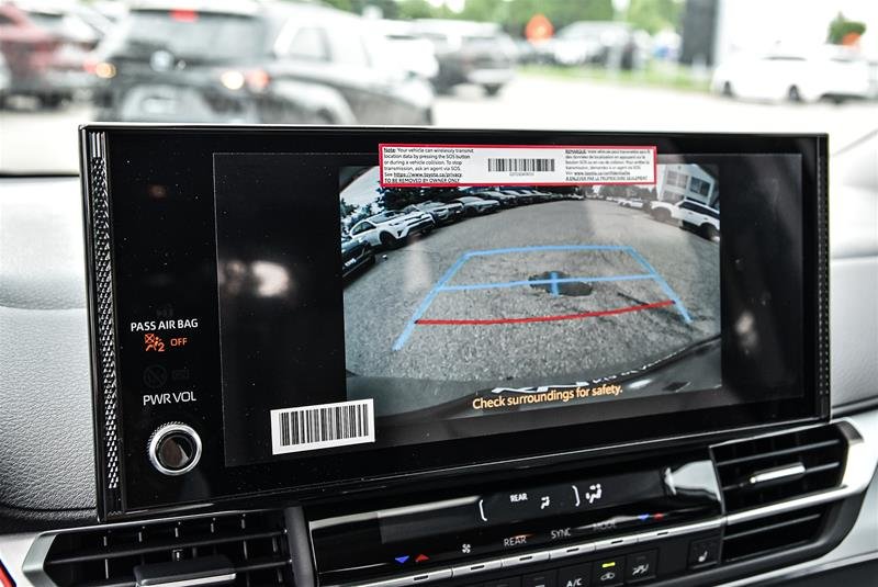 2025 Toyota Sienna Hybrid Sienna XLE 8-Pass