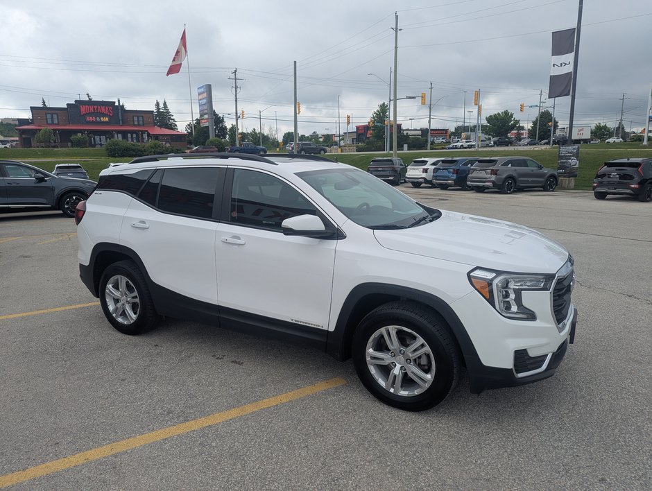2022 GMC Terrain SLE