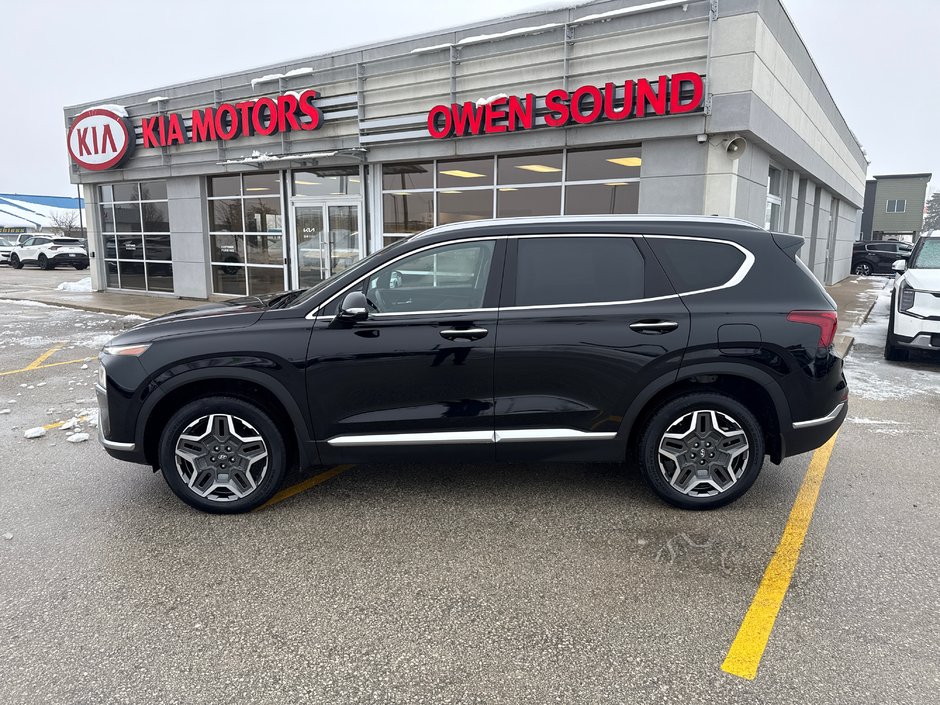 2022 Hyundai SANTA FE HYBRID LUXURY One Owner & Very Clean