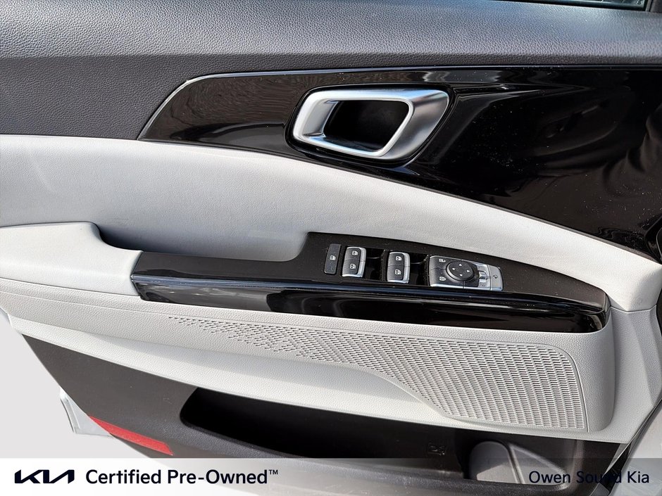 2022 Kia CARNIVAL EX+