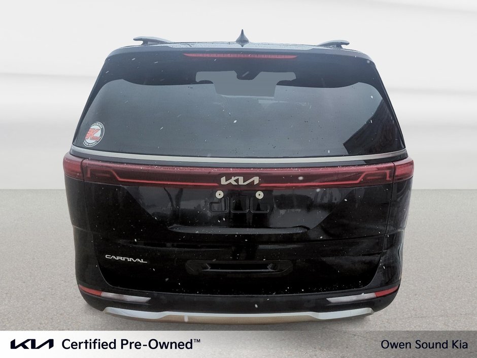 2024 Kia CARNIVAL EX One Owner