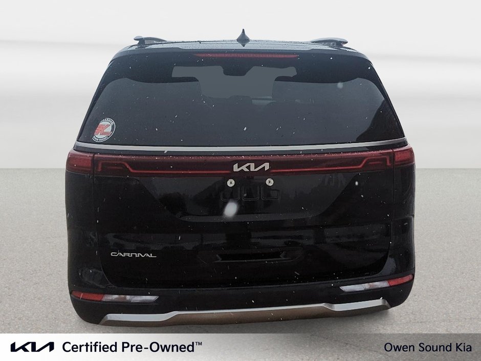 2024 Kia CARNIVAL EX One Owner