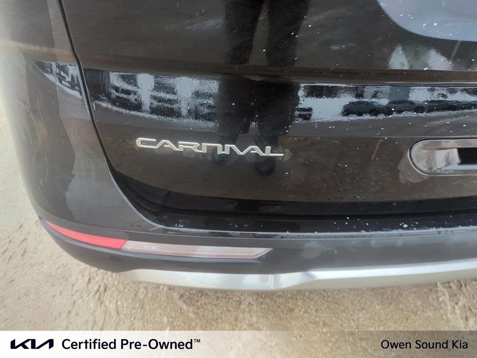 2024 Kia CARNIVAL EX One Owner