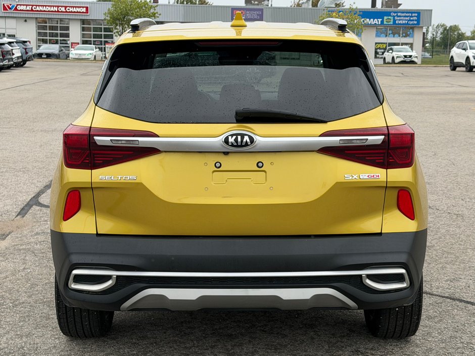 2021 Kia Seltos SX Turbo One Owner, Local Trade
