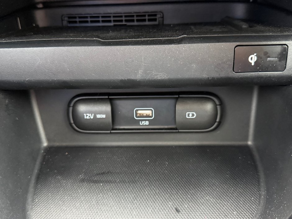 2021 Kia Seltos SX Turbo One Owner, Local Trade