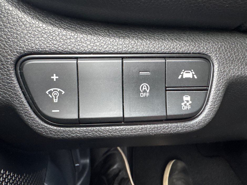 2023 Kia Seltos EX
