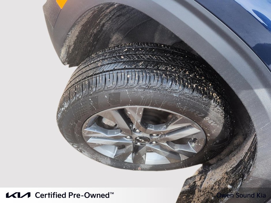 2023 Kia SELTOS LX One Owner, Local Trade