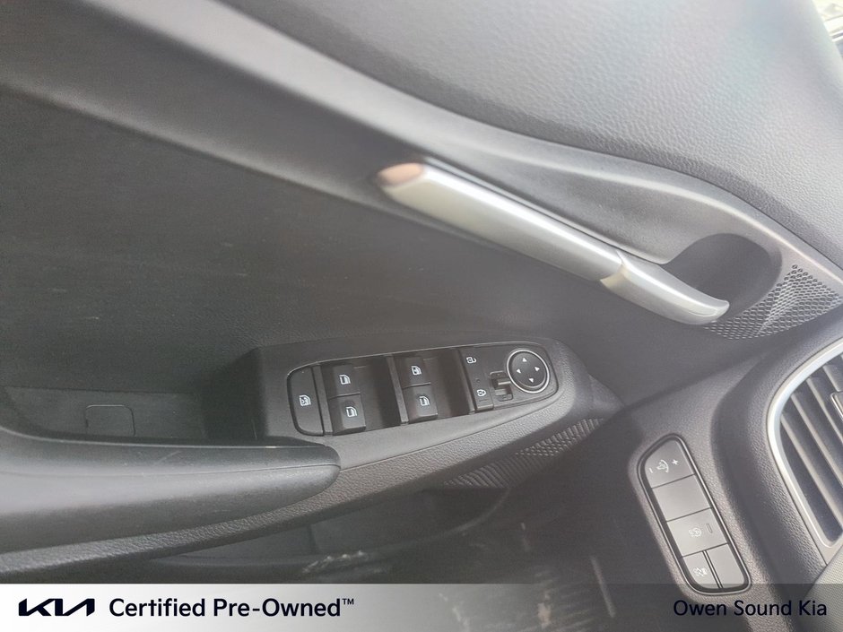 2023 Kia SELTOS LX One Owner, Local Trade