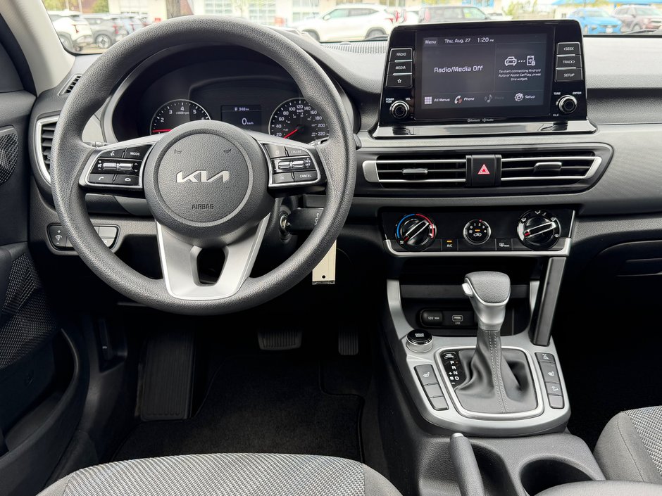 2023 Kia Seltos LX One Owner, Local Trade