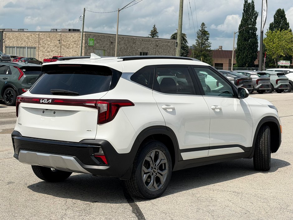 2024 Kia Seltos EX