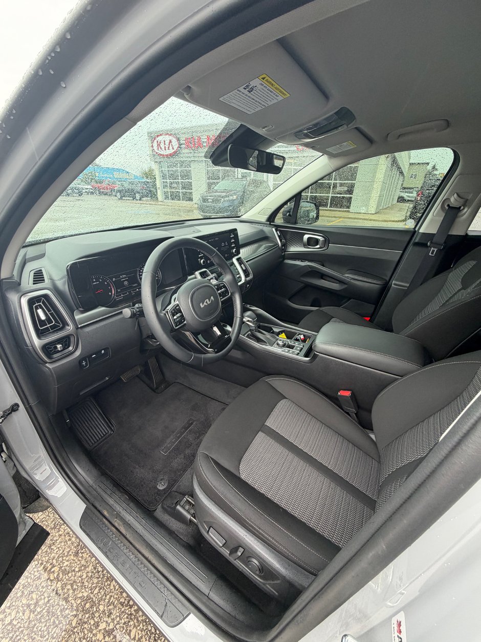2023 Kia Sorento X-Line