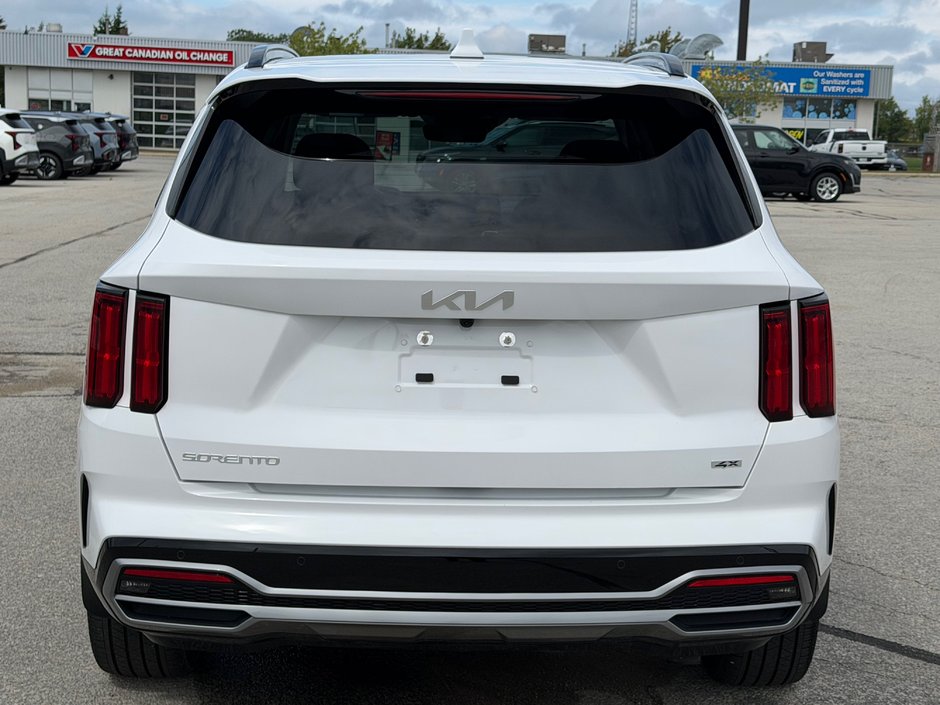 2023 Kia Sorento SX