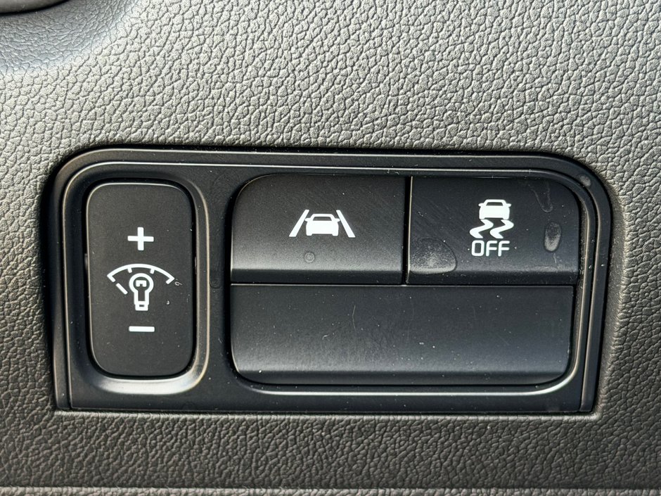2023 Kia Sorento LX Premium