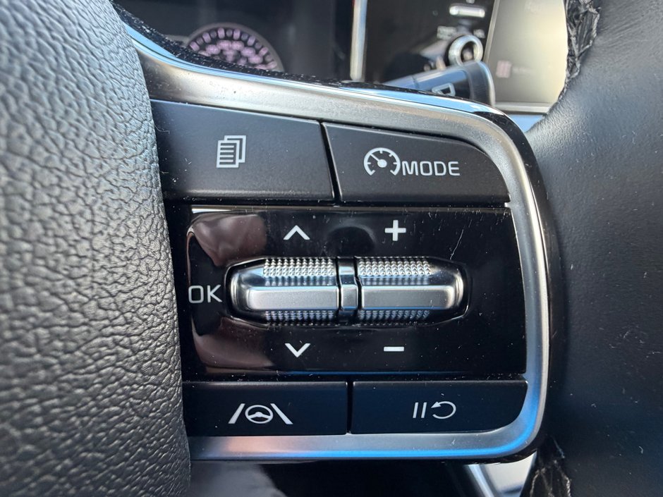 2023 Kia Sorento LX Premium