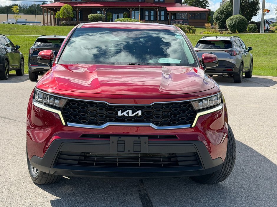 2023 Kia Sorento LX Premium