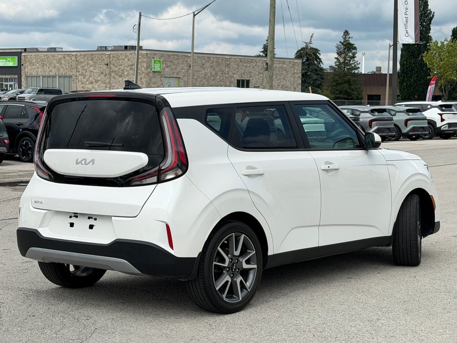 2024 Kia Soul EX Premium
