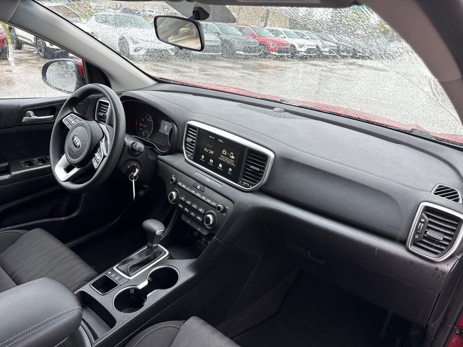 2022 Kia Sportage LX