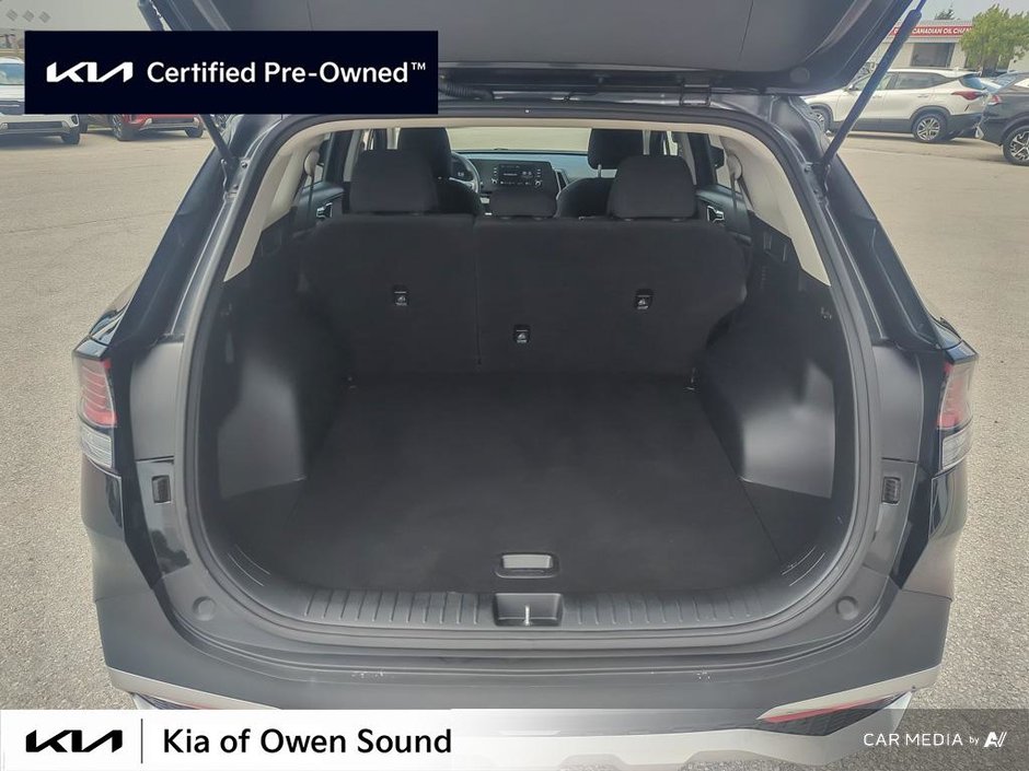 2023 Kia Sportage LX FWD Local One Owner FWD