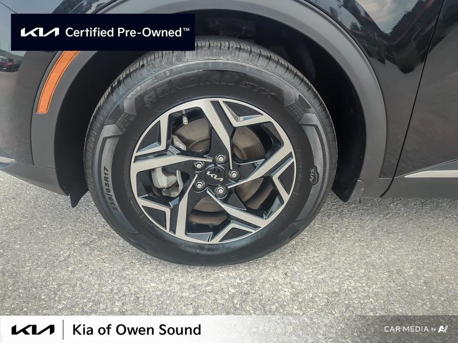 2023 Kia Sportage LX FWD Local One Owner FWD