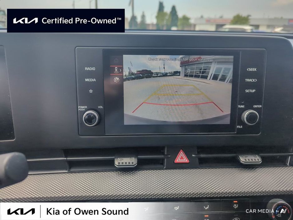 2023 Kia Sportage LX FWD Local One Owner FWD