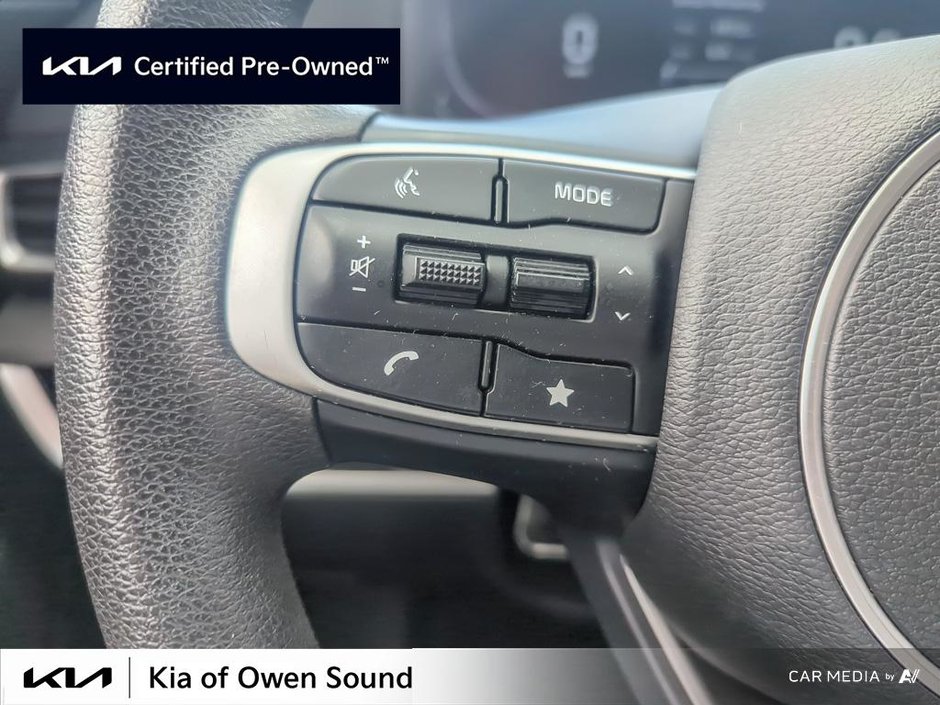 2023 Kia Sportage LX FWD Local One Owner FWD