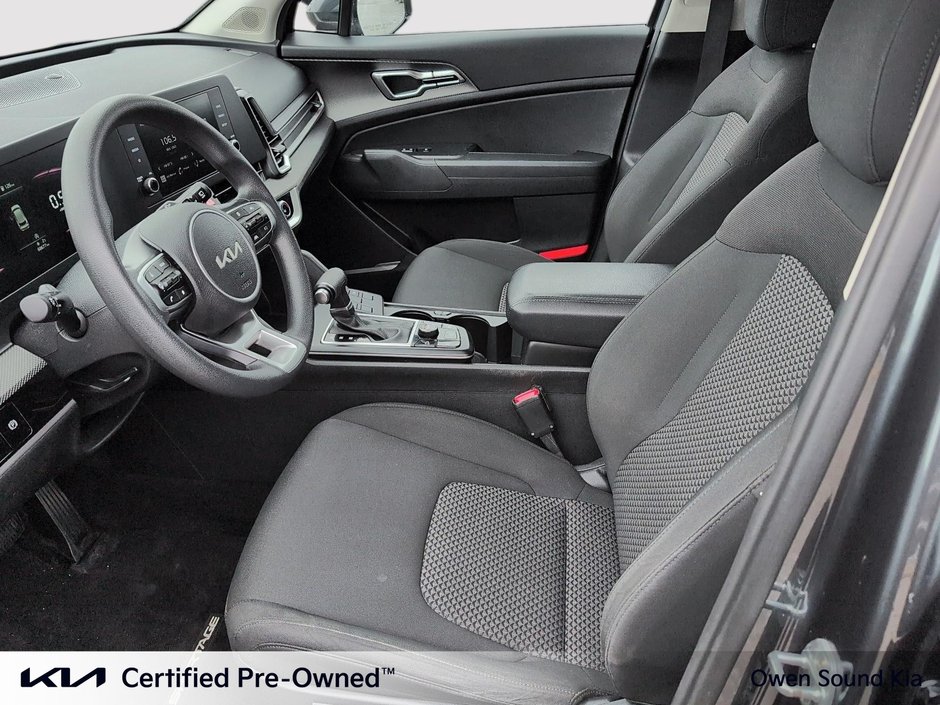 2023 Kia SPORTAGE LX AWD