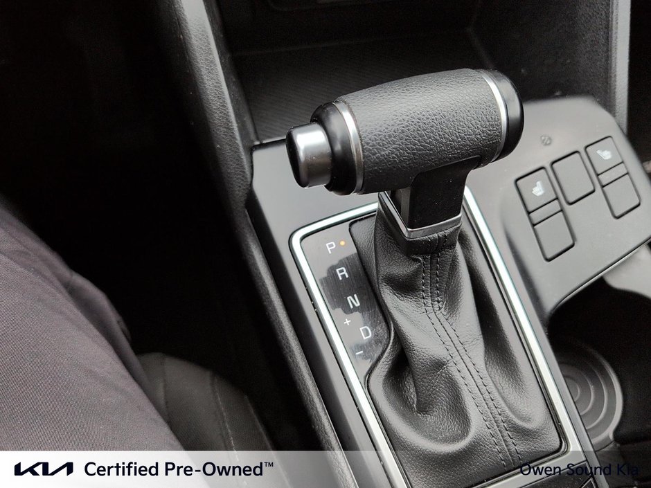 2023 Kia SPORTAGE LX AWD