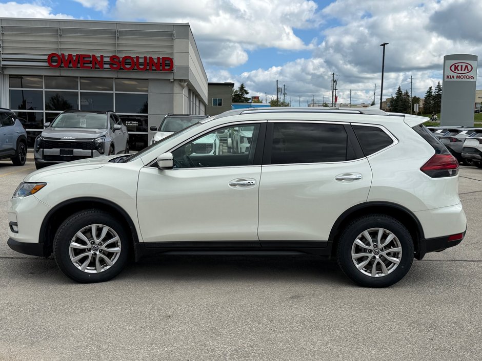 2020 Nissan Rogue SV