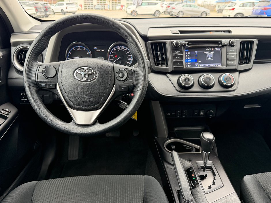 2017 Toyota RAV4 LE